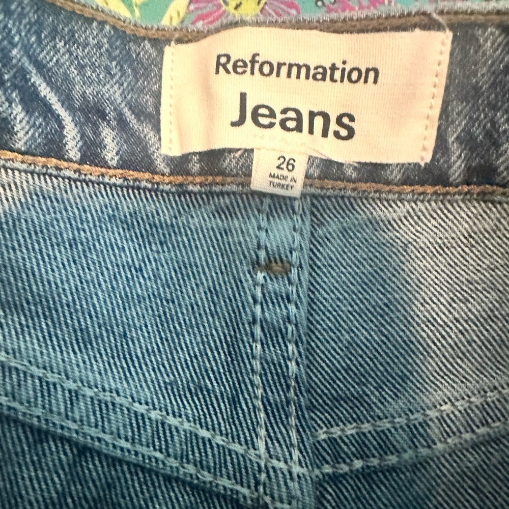 Reformation Charlie High Rise Jean Short in Fauna Embroidery NWT - Picture 6 of 6